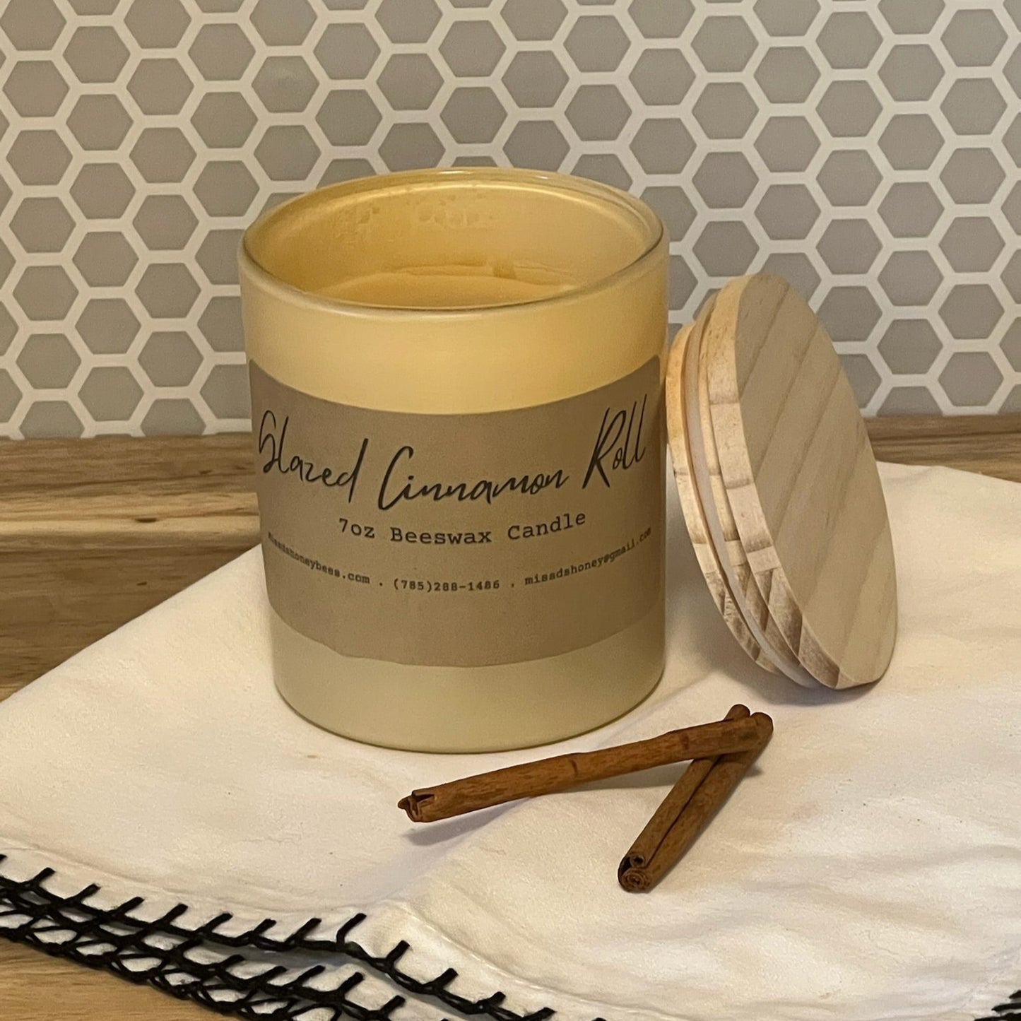 Glazed Cinnamon Roll Candle