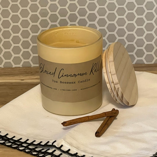 Glazed Cinnamon Roll Candle